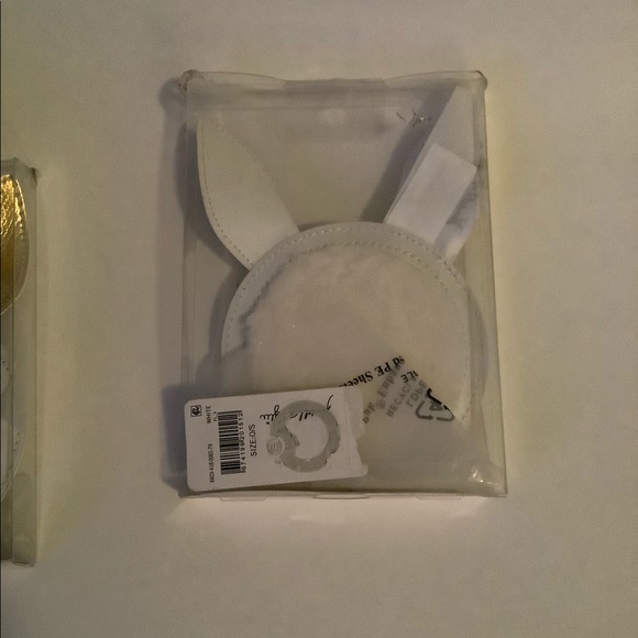 NWT Kendall and Kylie bunny ear travel mirror - Picture 5 of 7